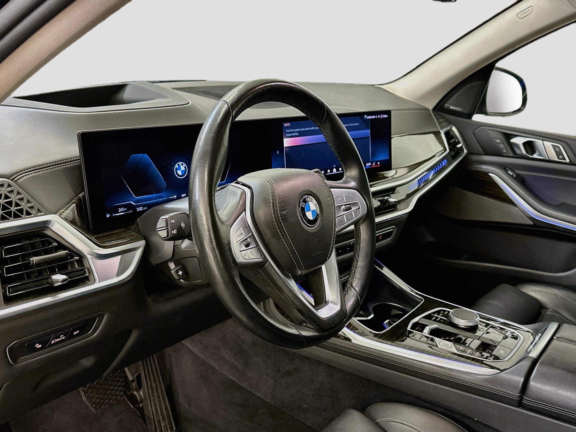 Used 2025 BMW X7 xDrive40i AWD/4WD image 18