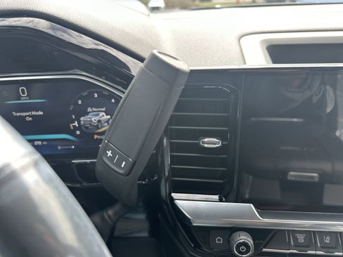 New 2026 Chevrolet Silverado 2500 High Country w/ High Country Premium Package AWD/4WD image 17