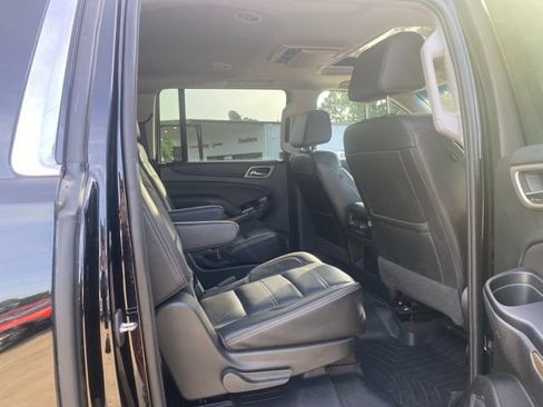 Used 2019 GMC Yukon XL Denali w/ Denali Ultimate Package RWD image 12