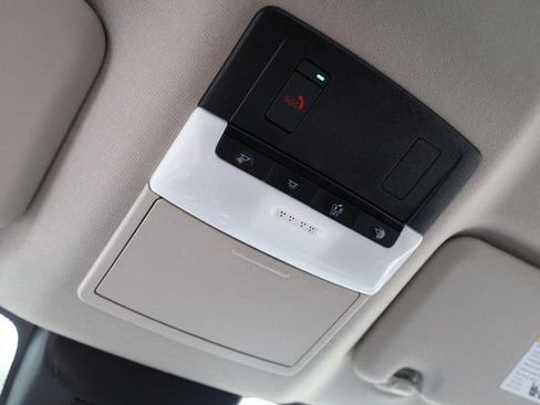 Certified 2025 Nissan Sentra SV FWD image 15