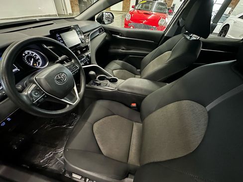 Used 2024 Toyota Camry LE FWD image 10