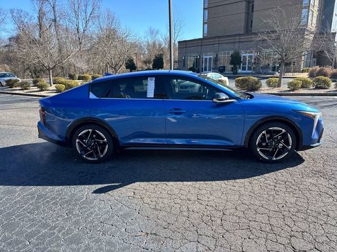 New 2025 Kia K4 GT-Line image 2