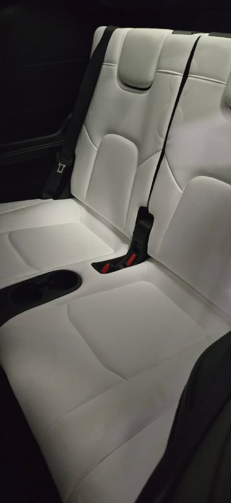 Used 2024 Tesla Model Y Long Range AWD/4WD image 11