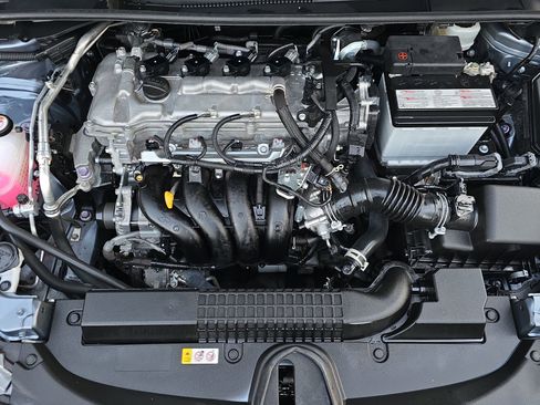 Used 2022 Toyota Corolla LE image 29