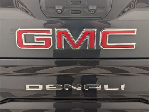 Used 2020 GMC Sierra 2500 Denali w/ Denali Ultimate Package AWD/4WD image 4