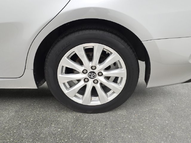Used 2018 Toyota Camry LE FWD image 30