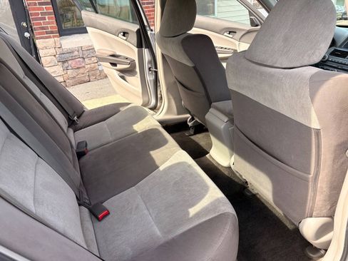 Used 2009 Honda Accord LX image 15