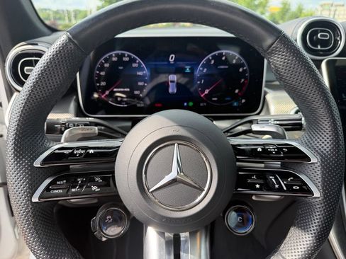 Used 2025 Mercedes-Benz GLC 43 AMG 4MATIC image 16