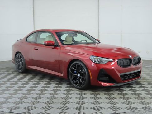 Certified 2025 BMW 230i Coupe w/ M Sport Package RWD image 4