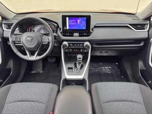 Used 2025 Toyota RAV4 XLE w/ Convenience Package FWD image 12