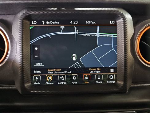 Used 2022 Jeep Gladiator Mojave w/ LED Lighting Group AWD/4WD image 13