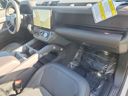 New 2026 Land Rover Defender 130 S image 27