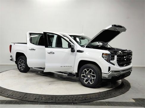New 2026 GMC Sierra 1500 SLT w/ SLT Premium Plus Package image 9