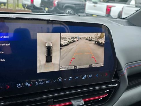 New 2025 Chevrolet Silverado EV RST image 29