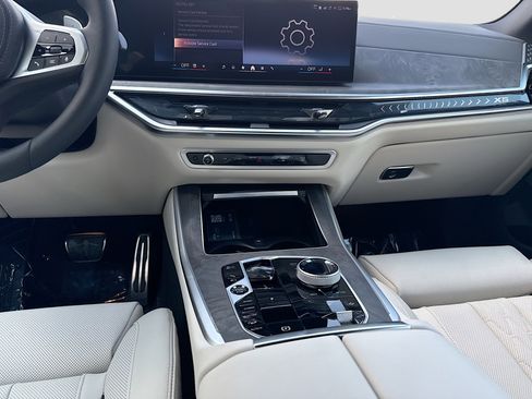 New 2026 BMW X5 xDrive50e w/ Executive Package AWD/4WD image 19