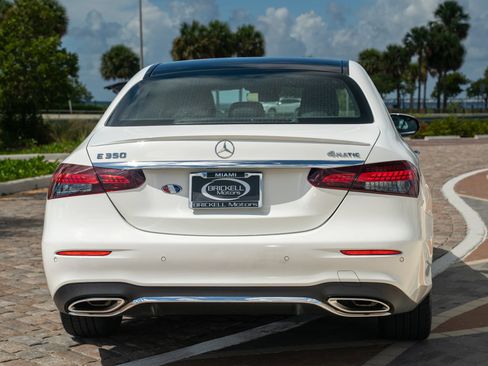 Used 2023 Mercedes-Benz E 350 4MATIC Sedan image 10