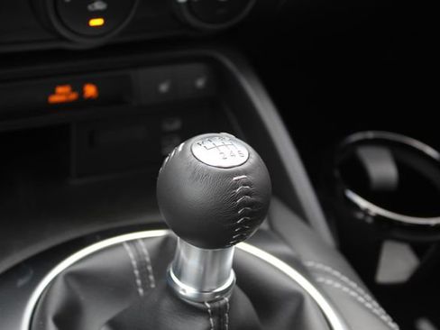New 2026 MAZDA MX-5 Miata Club RWD image 23