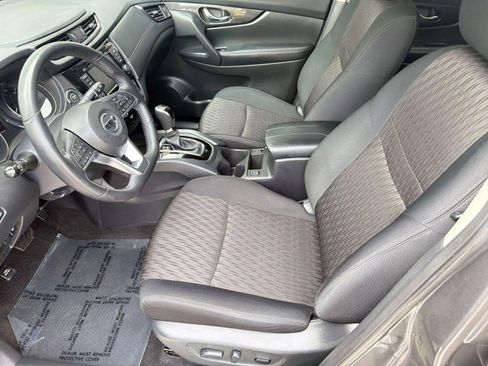 Used 2018 Nissan Rogue SV FWD image 5