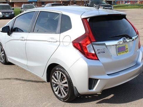 Used 2015 Honda Fit EX image 28