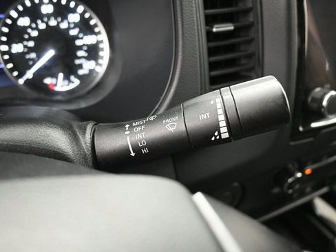 Used 2022 Nissan Frontier S image 16