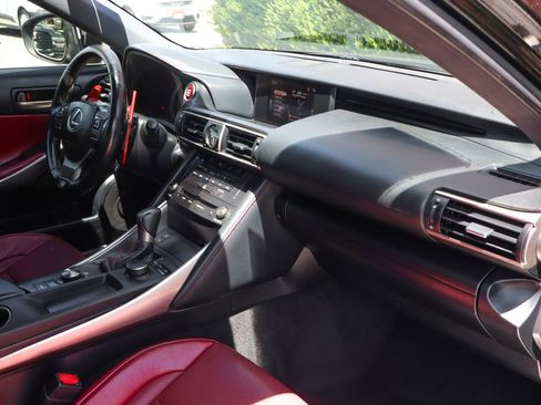 Used 2019 Lexus IS 300 F Sport w/ F Sport Package RWD image 40