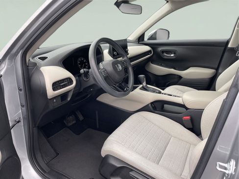 Used 2024 Honda HR-V LX image 10