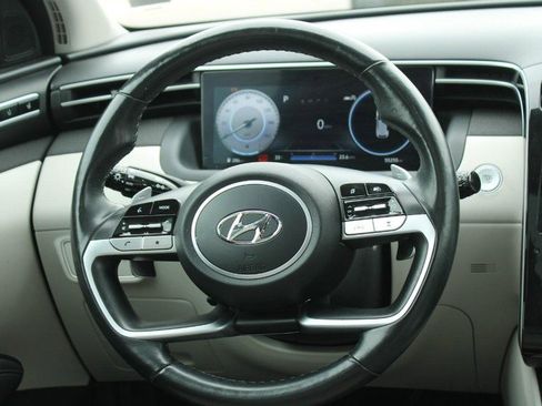 Used 2024 Hyundai Tucson Limited image 14