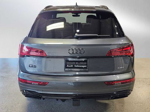 Used 2025 Audi Q5 e Premium Plus w/ Premium Plus Package image 6