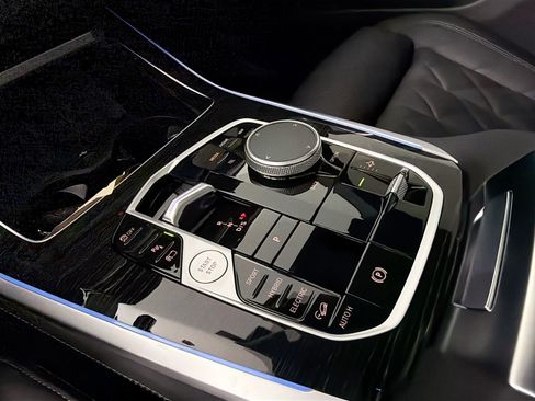 New 2026 BMW X5 xDrive50e w/ M Sport Package image 16