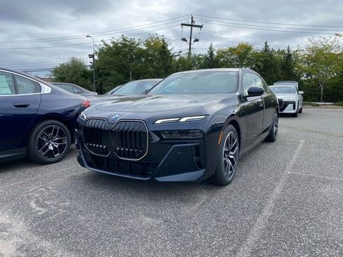 New 2026 BMW 750e xDrive 750e xDrive image 1