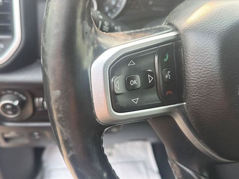 Used 2019 RAM 1500 Big Horn AWD/4WD image 18