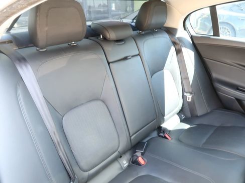 Used 2017 Jaguar XE First Edition image 22