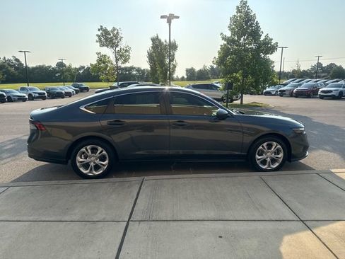 Used 2025 Honda Accord LX image 5