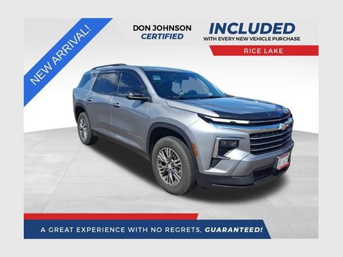 Used 2024 Chevrolet Traverse LT w/ LPO, Floor Liner Package AWD/4WD image 1