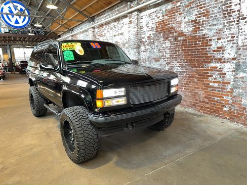 Used 1995 GMC Yukon SLE image 85
