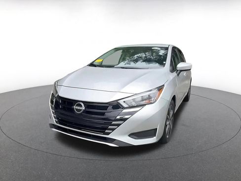 Used 2025 Nissan Versa SV FWD image 6