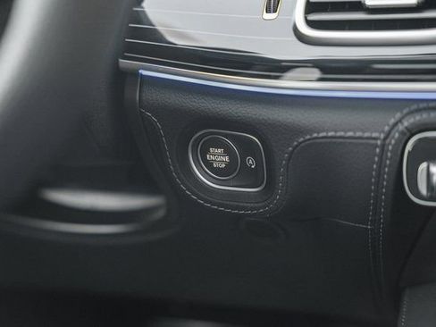 New 2026 Mercedes-Benz GLS 450 4MATIC image 26