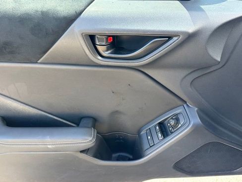 Used 2022 Toyota GR86 Premium w/ ALL Weather Mat Package (TMS) RWD image 22