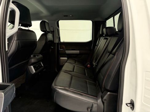 Used 2023 Ford F250 Lariat w/ FX4 Off-Road Package AWD/4WD image 16