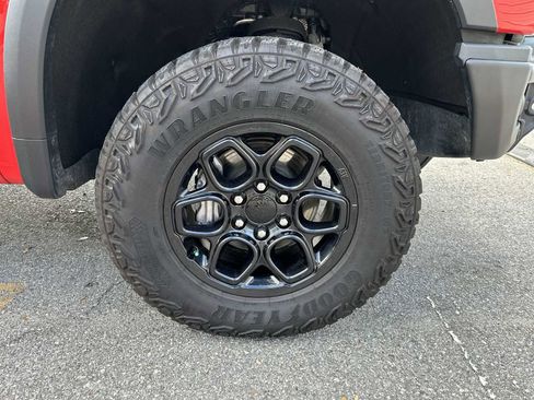 Certified 2024 Chevrolet Silverado 1500 ZR2 w/ ZR2 Bison Edition image 12