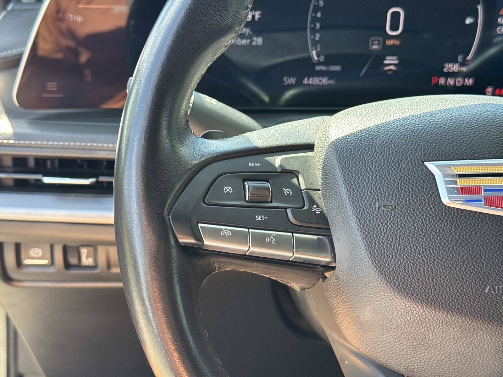 Certified 2025 Cadillac XT4 Premium Luxury FWD image 16