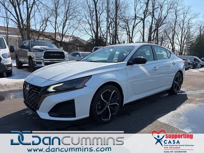 Used 2024 Nissan Altima 2.5 SR