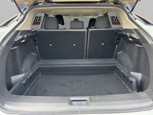 Used 2023 Nissan Ariya FWD image 11