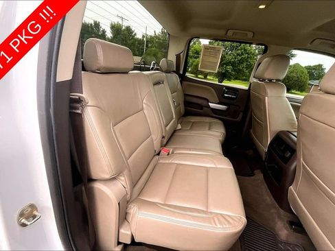 Used 2018 Chevrolet Silverado 1500 LT w/ All Star Edition AWD/4WD image 24