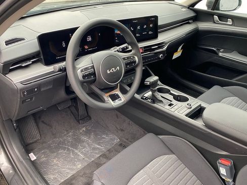 New 2026 Kia K5 LXS FWD image 12