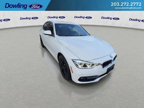 Used 2017 BMW 330i xDrive Sedan image 5