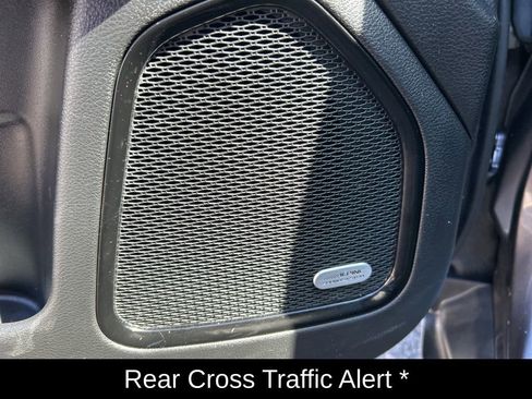 Certified 2022 Jeep Compass Limited w/ Sun and Sound Group image 13