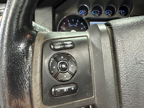 Used 2013 Ford F250 Platinum w/ Platinum Pkg AWD/4WD image 33