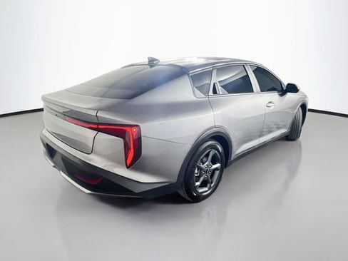 Used 2026 Kia K4 FWD image 8