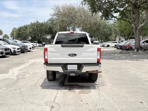 Used 2019 Ford F250 XL w/ Power Equipment Group AWD/4WD image 6